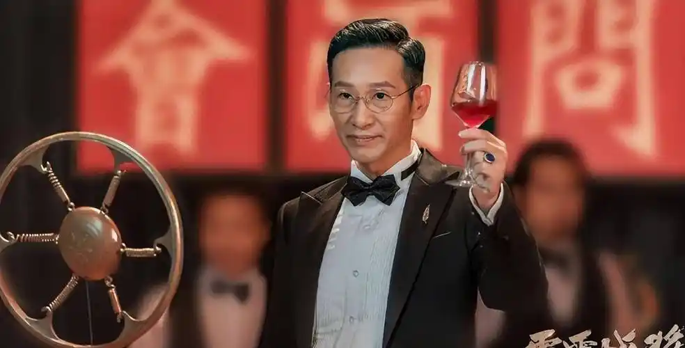 王劲松的"老戏骨"变"烂片亲"_观众_演技_马少骅