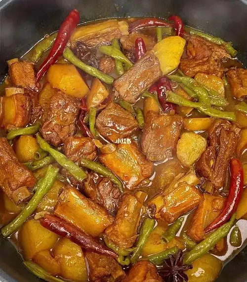 排骨炖豆角  #红烧排骨  #排骨  #家常菜  #豆角  #东北菜  #冻感糕