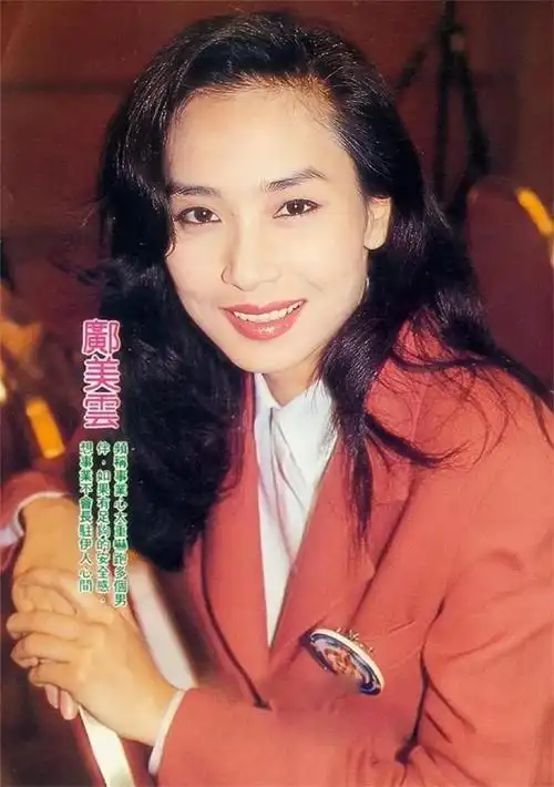 邝美云:19岁当选港姐,38岁拥有百亿身家,60岁未婚未育很幸福