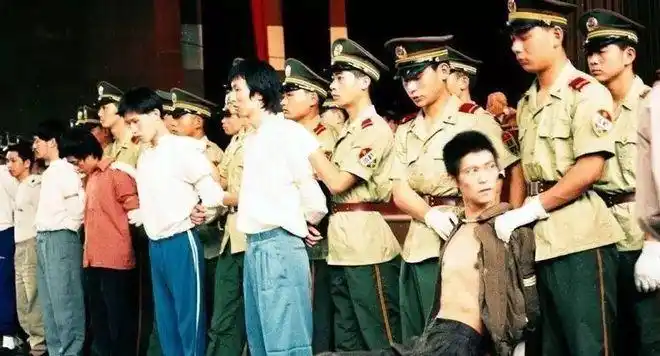 1996年严打死刑犯被枪毙最后一顿饭到底能吃什么