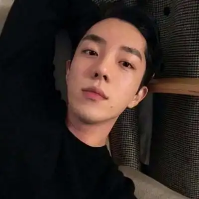 照片真人男生头像