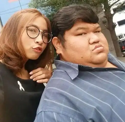 美女护士嫁给了大胖子美女回应胖子有一般男人没有的长处