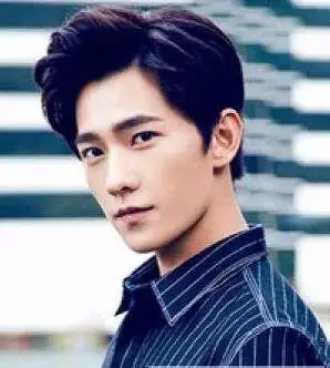 最新韩式三七分发型男三七分发型短发男