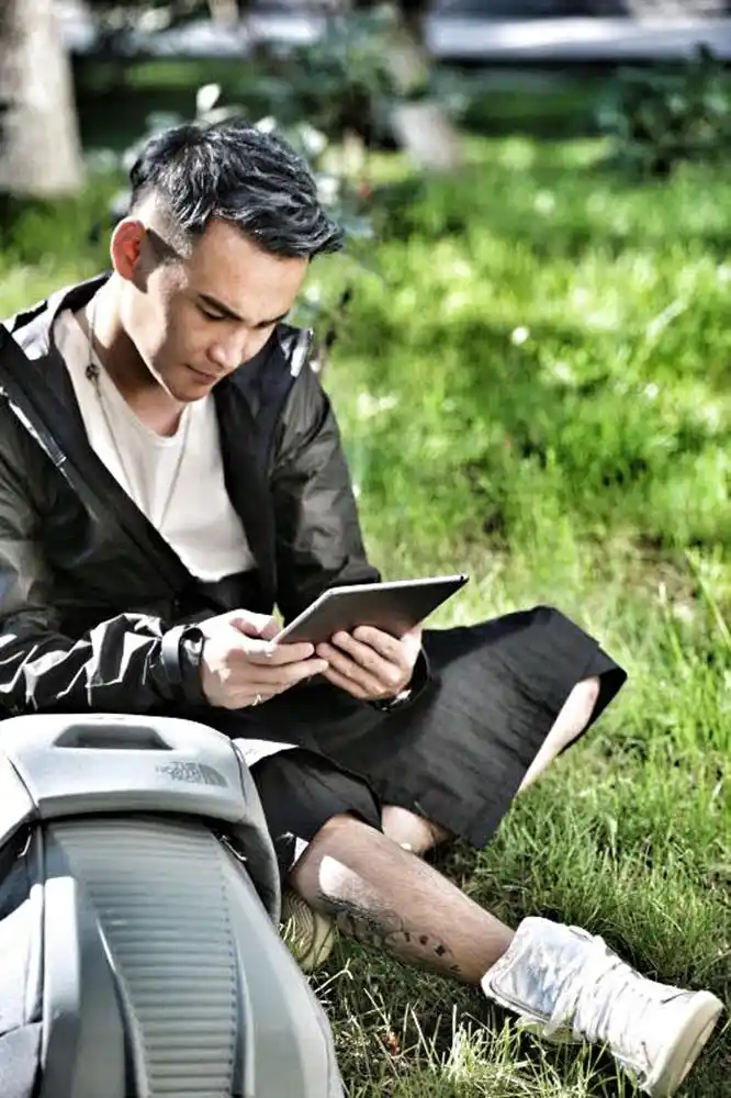 组图:李维全新写真曝光 尽显帅气运动型男本色_高清图集_新浪网