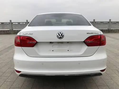 【玉林】2014年1月 大众 速腾 2014款 改款 1.6l 自动舒适型 自动档