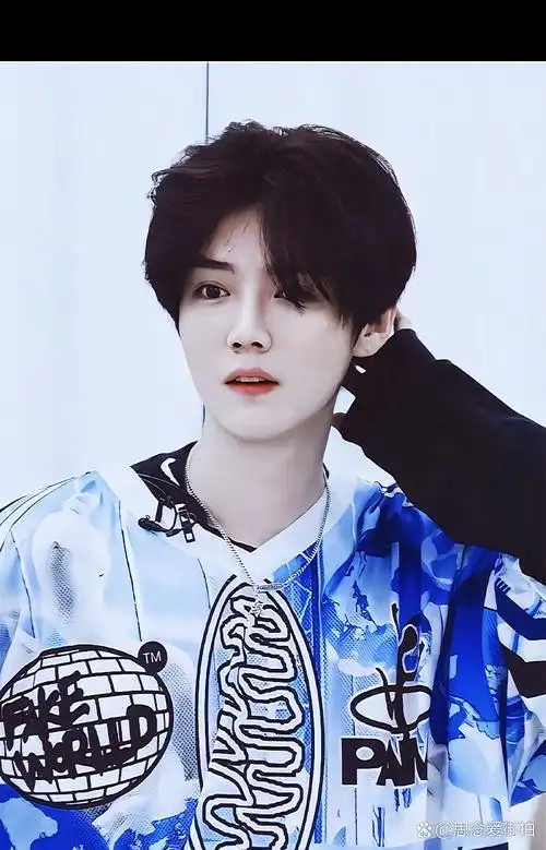 鹿晗帅爆的照片