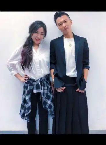 姓名:徐家兴  电话: 0763-6833889  刘郡格和梁博只是工作上的合作