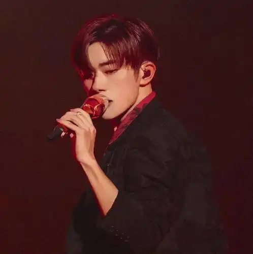 微信头像易烊千玺