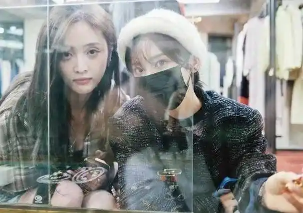 杨超越吴宣仪的关系情深缘浅,今年想做好姐妹太难?_孟美岐_友谊_职场