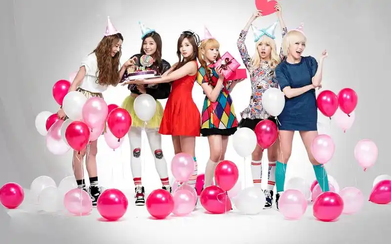 美女组合hello venus高清桌面壁纸