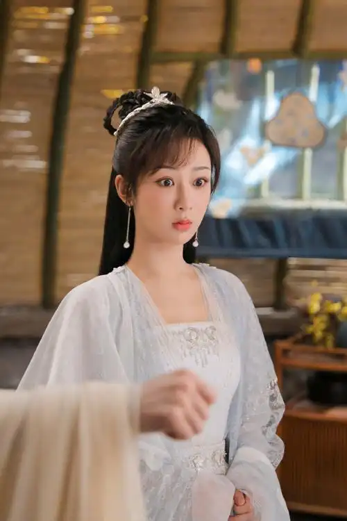 杨紫沉香重华##杨紫颜淡##杨紫颜淡地崖茅屋剧照