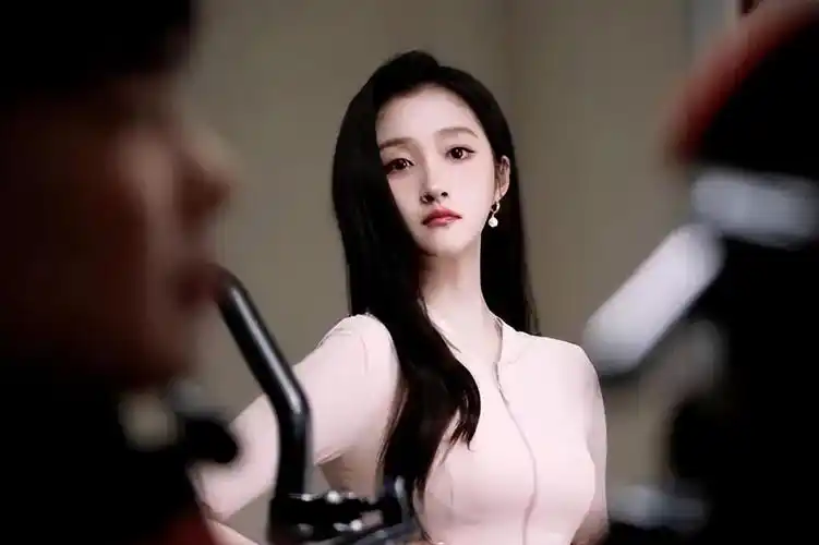 同样是国民闺女把杨紫关晓彤张雪迎放到一起差距出来了