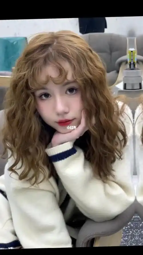 圆脸方脸女生73不能错过的芭比烫法式烫发 北京烫发