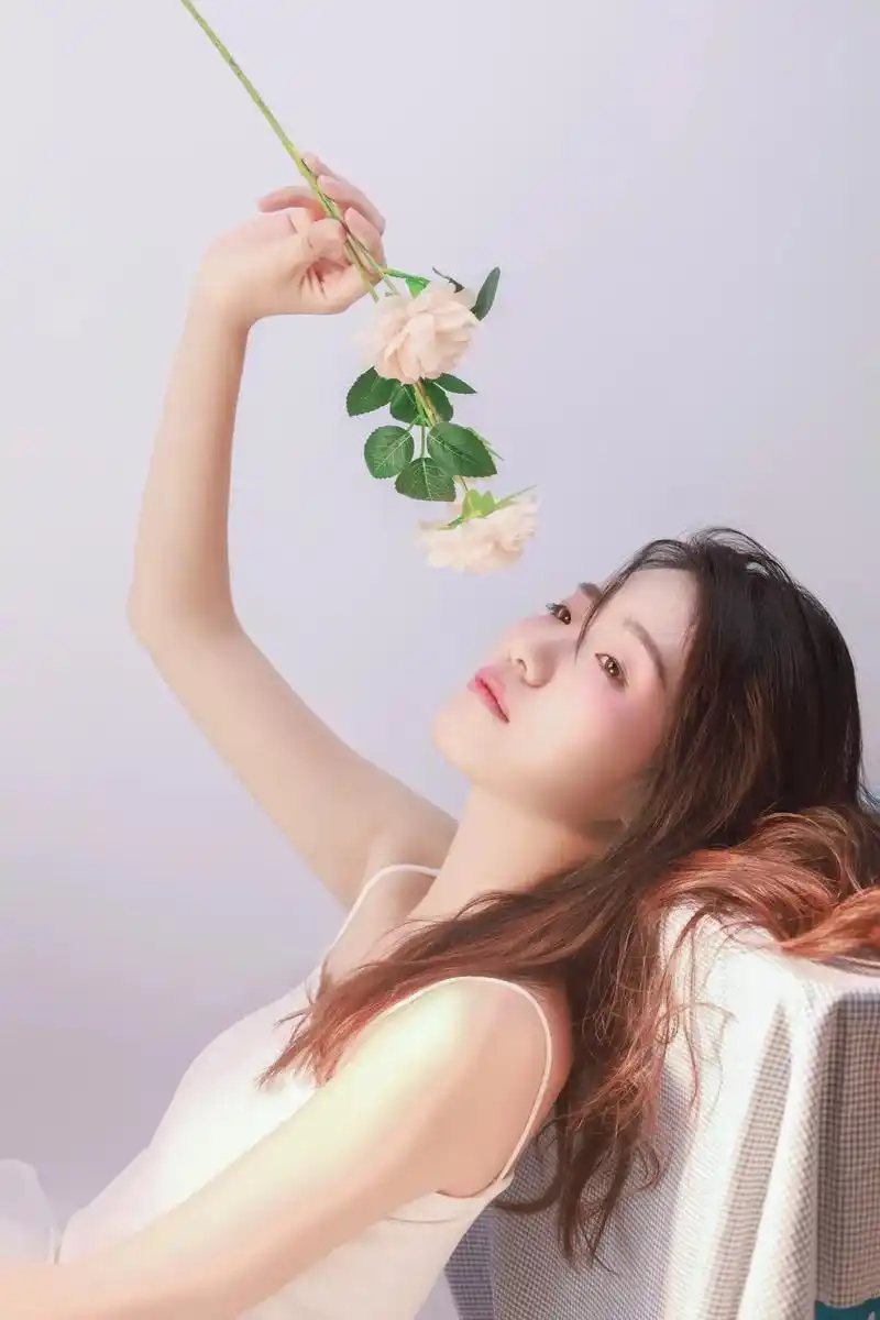 七里香写真自拍馆 #新县 比容貌更棒的东西就是拥有自己的风 - 抖音