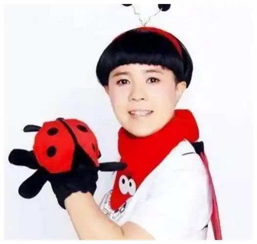 刘纯燕升级为姥姥金龟子也迎来暮年分享生活智慧