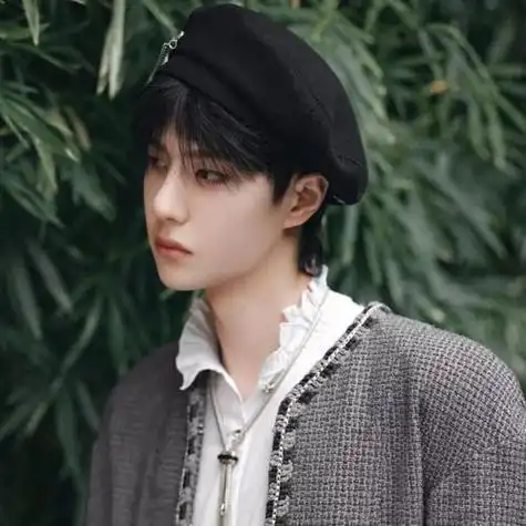 帅气的王一博头像背景图