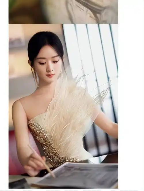 仙气十足:赵丽颖金色凤凰裙亮相,尽显女神范儿!_身材_影视剧_时候