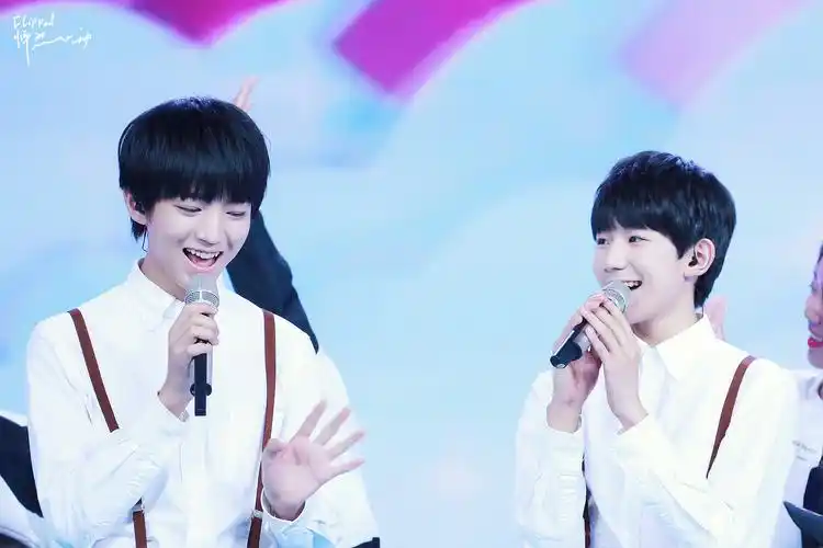 tfboys王俊凯 王源 凯源 cr.logo