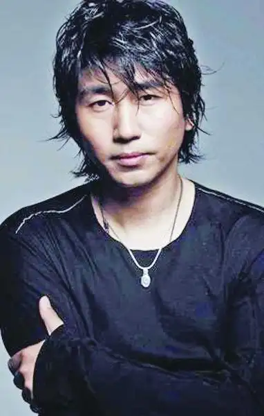 星跳水立方沙宝亮媲美专业练杂技腰椎错位