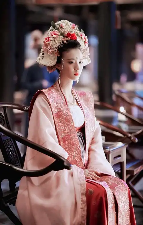 网评95后「最美古装小花」7:王楚然