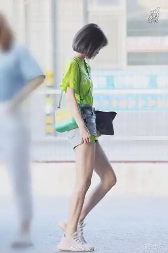 当看到段奥娟减肥成功的时候.