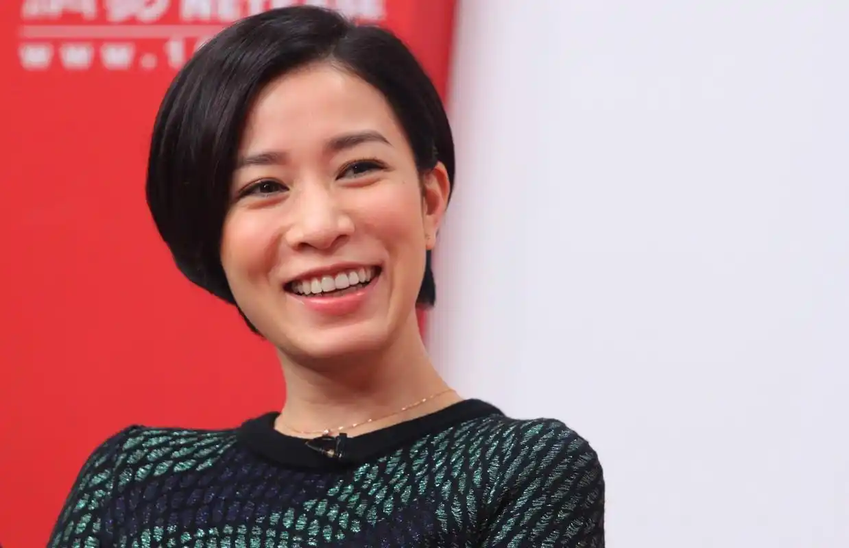 曾经港姐出道后来成为tvb当家花旦,看佘诗曼出道至今的励志故事