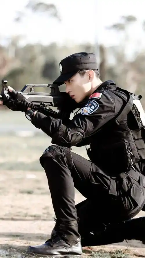 白敬亭丨100张壁纸头像