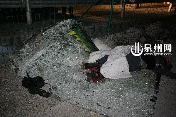 泉州高速路惨烈车祸7死39伤:疑事发前司机想超车