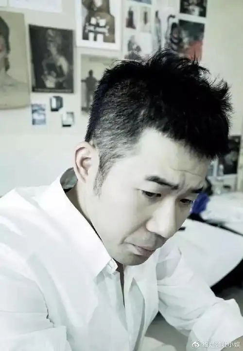 王子文儿子爸爸怀疑人刘丰源更博内容无关痛痒被指没心没肺