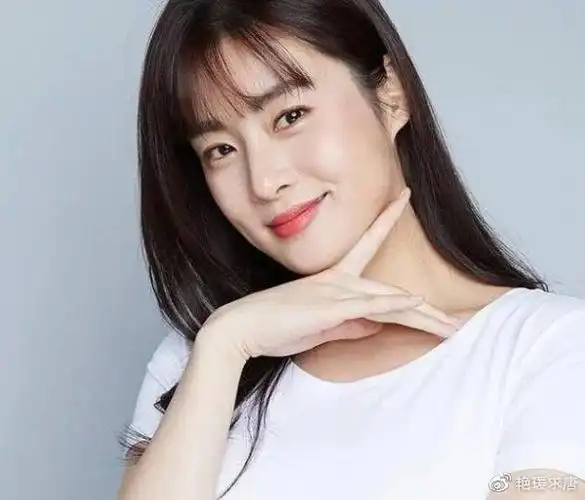 玄彬前女友姜素拉宣布结婚!有着天使脸蛋,让玄彬一见钟情的女人