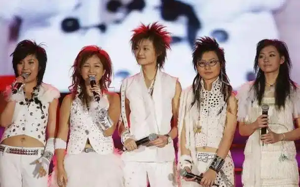 对于许多的8090后朋友来说,肯定看过湖南卫视举办的超级女声.