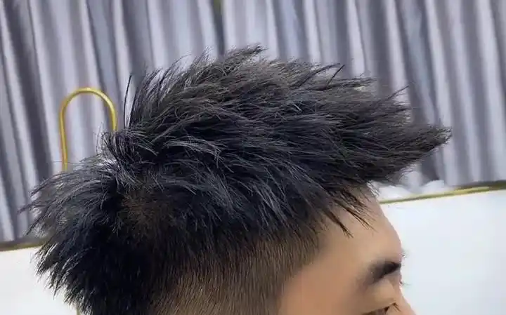 男士发型钢夹烫这个飞机头有点上头