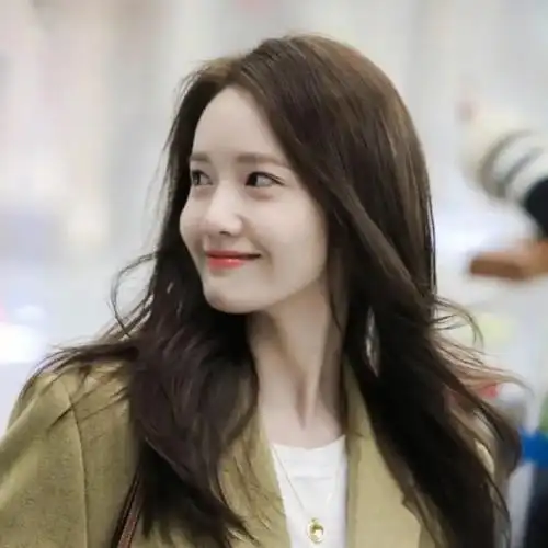 林允儿精美头像