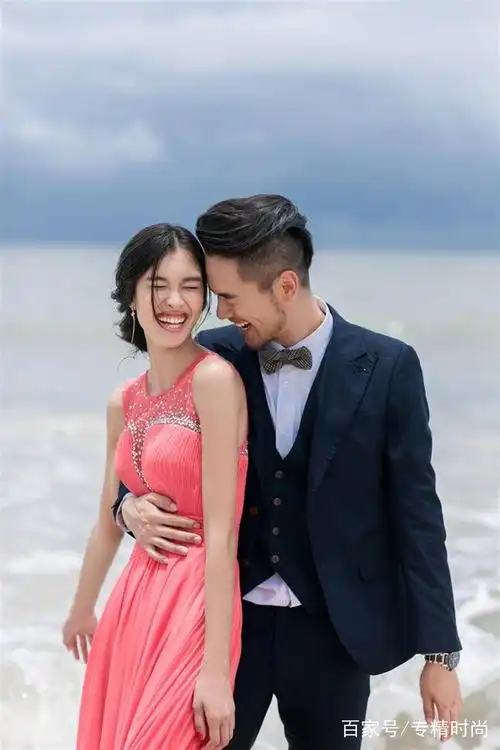 最萌身高差拍照姿势,简单几招,让你们美上天