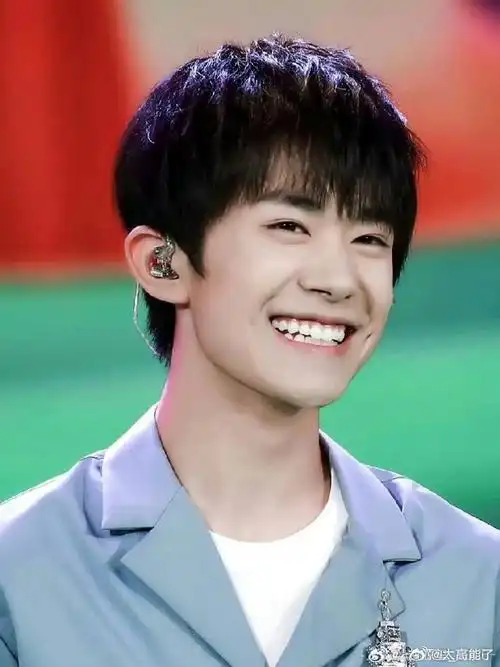 出道十几年还能笑的那么干净,易烊千玺是内娱的一股清流吧!