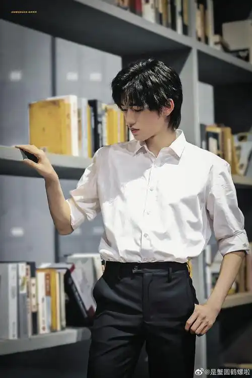 内娱名品身材大赏#那我可要带着身材一级棒的宋亚轩来参赛了!