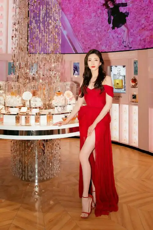 江疏影酥93美腿