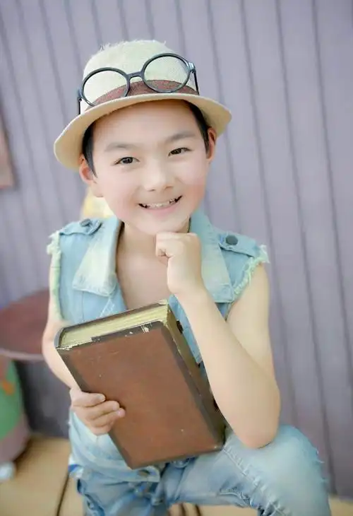 涛涛10岁帅哥照片抢先看