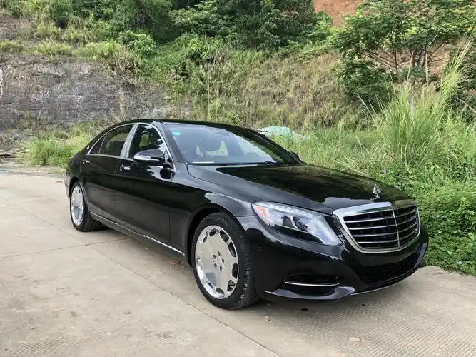 迈巴赫奔驰s500解析黄江改良版本,并非原厂