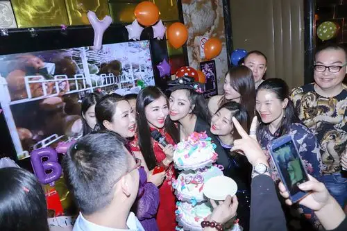 影视歌三栖明星陈娇生日大趴圆满成功