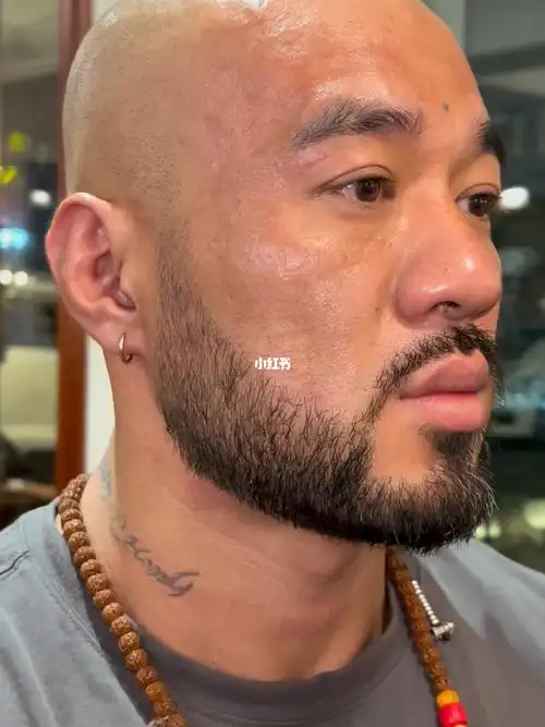 光头  #圆寸  #发型  #男士理发  #大连知了  #大连知了barbershop