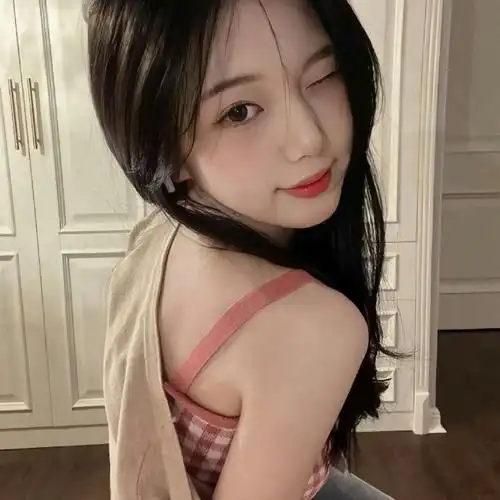 气质干净的温柔女生头像