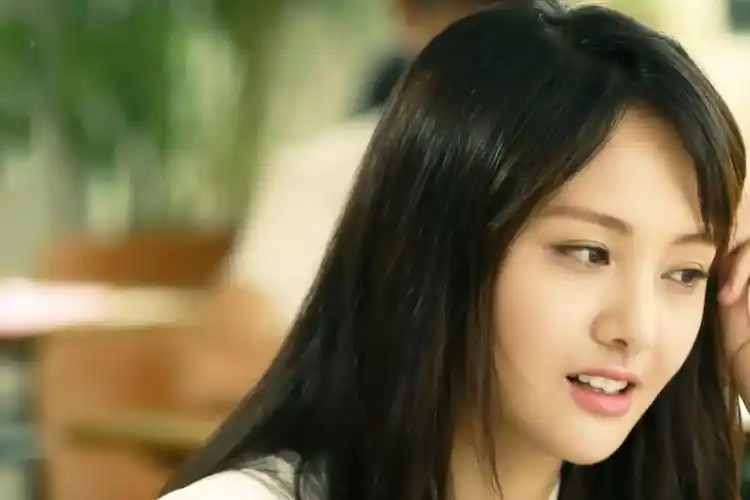 据悉,新版的《流星花园》演员阵容:沈月饰演董杉菜,王鹤棣饰演道明寺