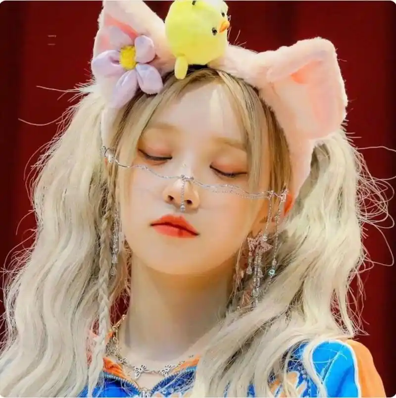 94kpop人从不缺头像——宋雨琦篇 98可爱小狗谁不爱呀!