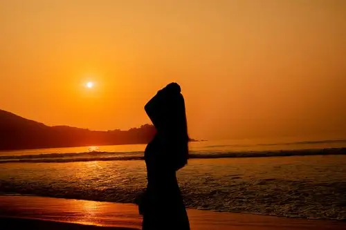 日出剪影凌晨600太阳很暖