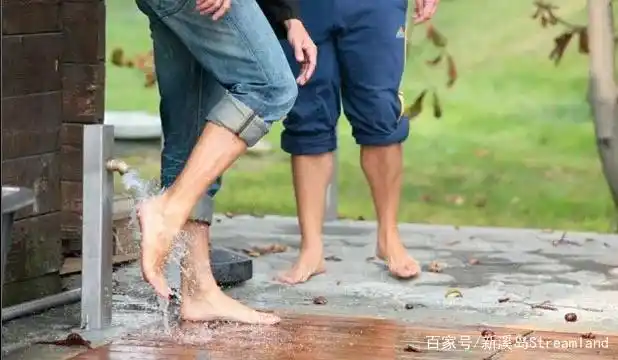 新西兰人到底有多喜欢打赤脚