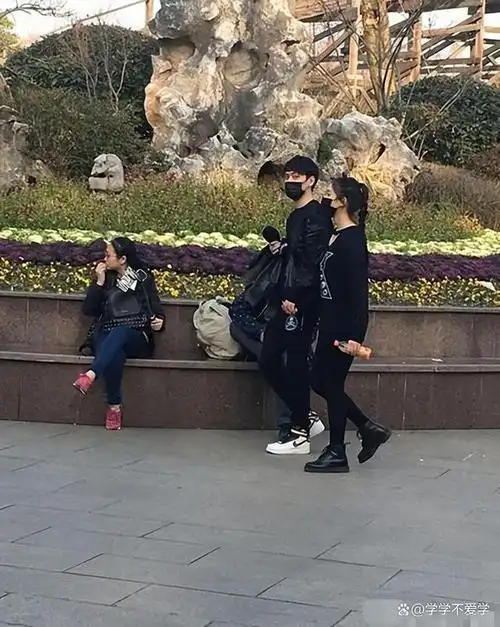 曝赵丽颖冯绍峰复婚巴厘岛补办婚礼冯母送1亿豪宅求原谅