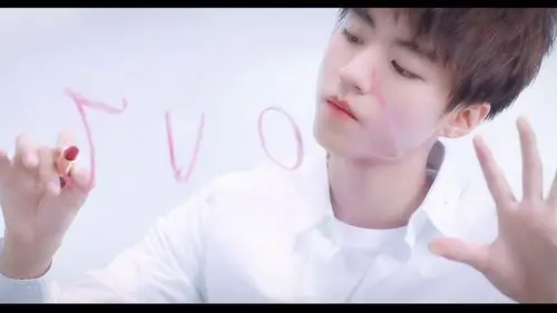 王俊凯×《时尚芭莎》10月刊-电子刊 - 堆糖,美图壁纸兴趣社区