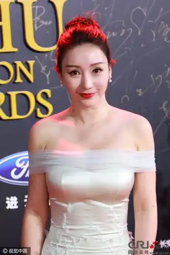 四大性感女神走红毯张馨予太丑柳岩张雨绮性感