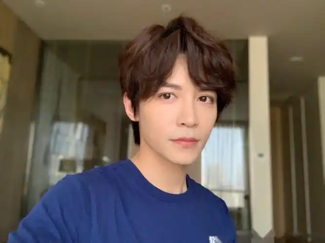 不管怎样,希望大家能够喜欢这位"棒打鸳鸯"的经纪人